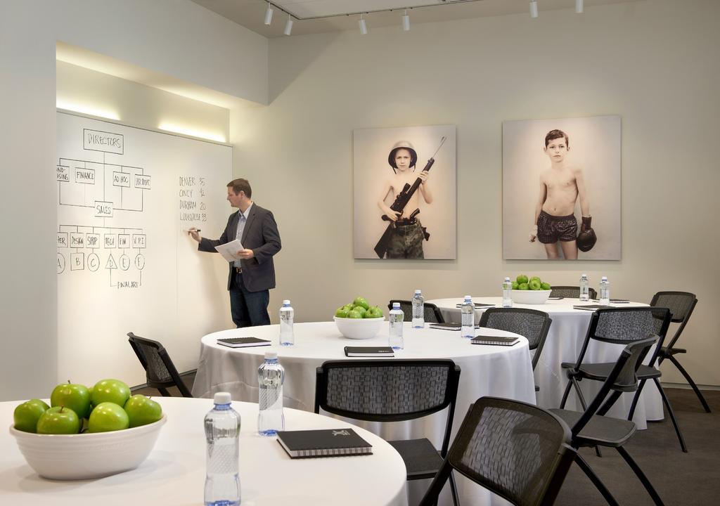 21C Museum Hotel Cincinnati Bagian luar foto