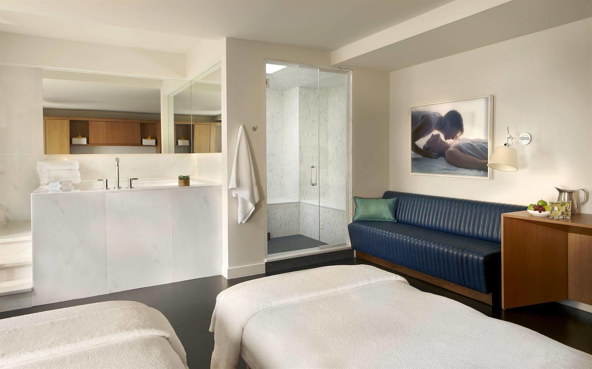21C Museum Hotel Cincinnati Bagian luar foto